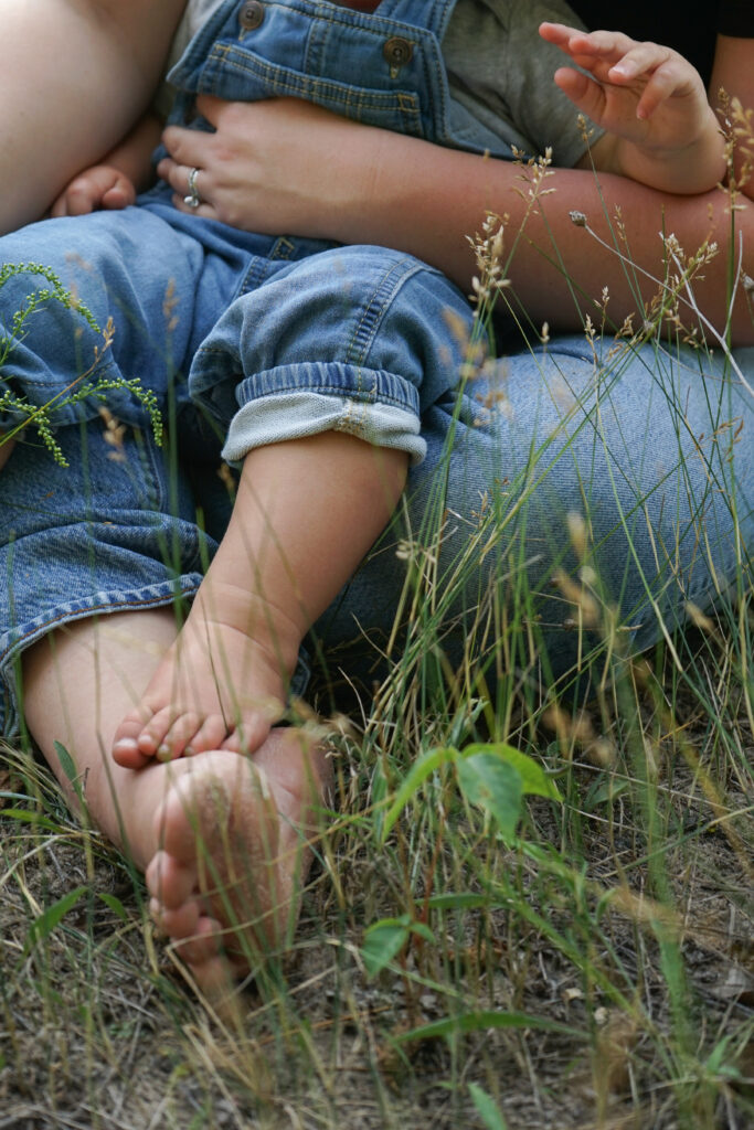 baby feet northern michigan family photography