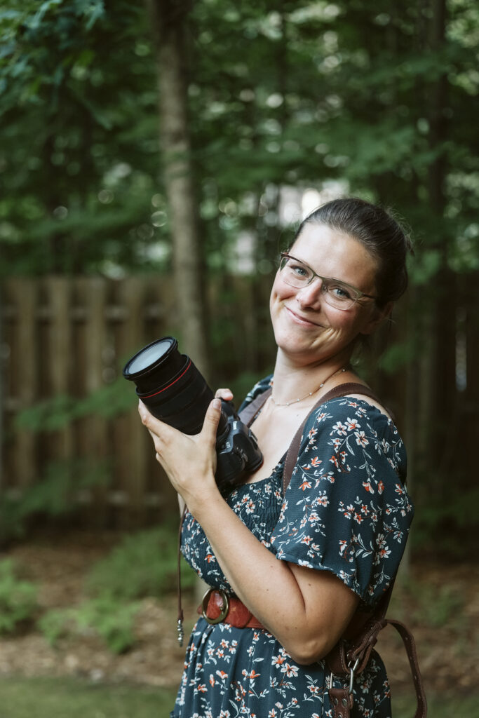 Lina Lavonne Robertson wedding photographer with canon R6 at blue bridge wedding venue in michigan