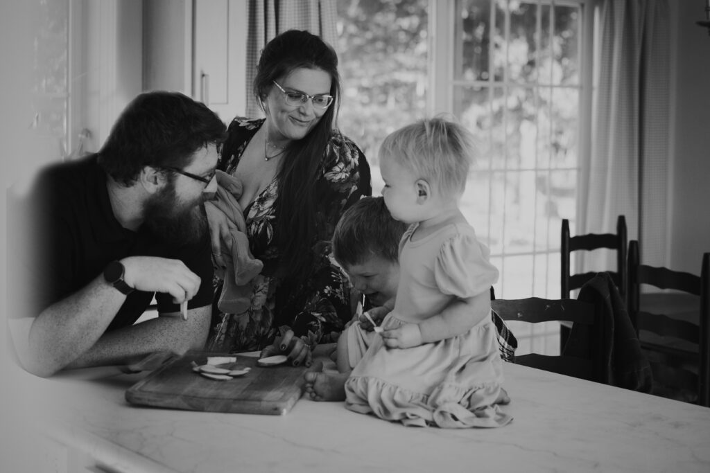 traverse city wedding photographer lina lavonne robertson family