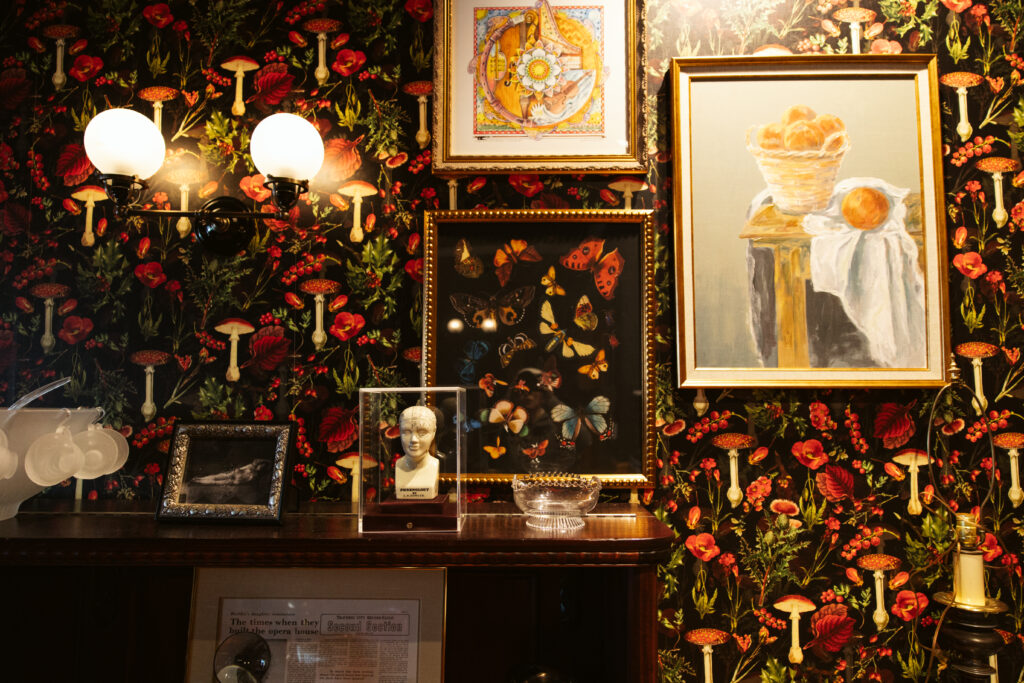 The city opera house wedding venue in traverse city michigan. photo by traverse city wedding photographer