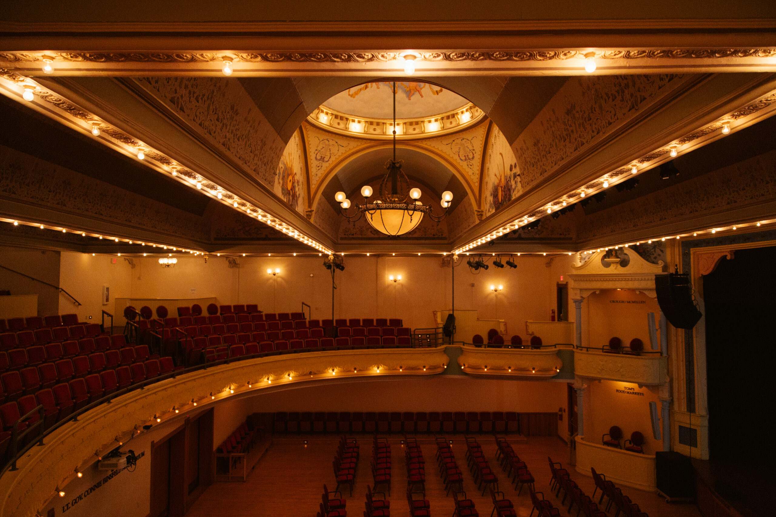 The city opera house wedding venue in traverse city michigan. photo by traverse city wedding photographer