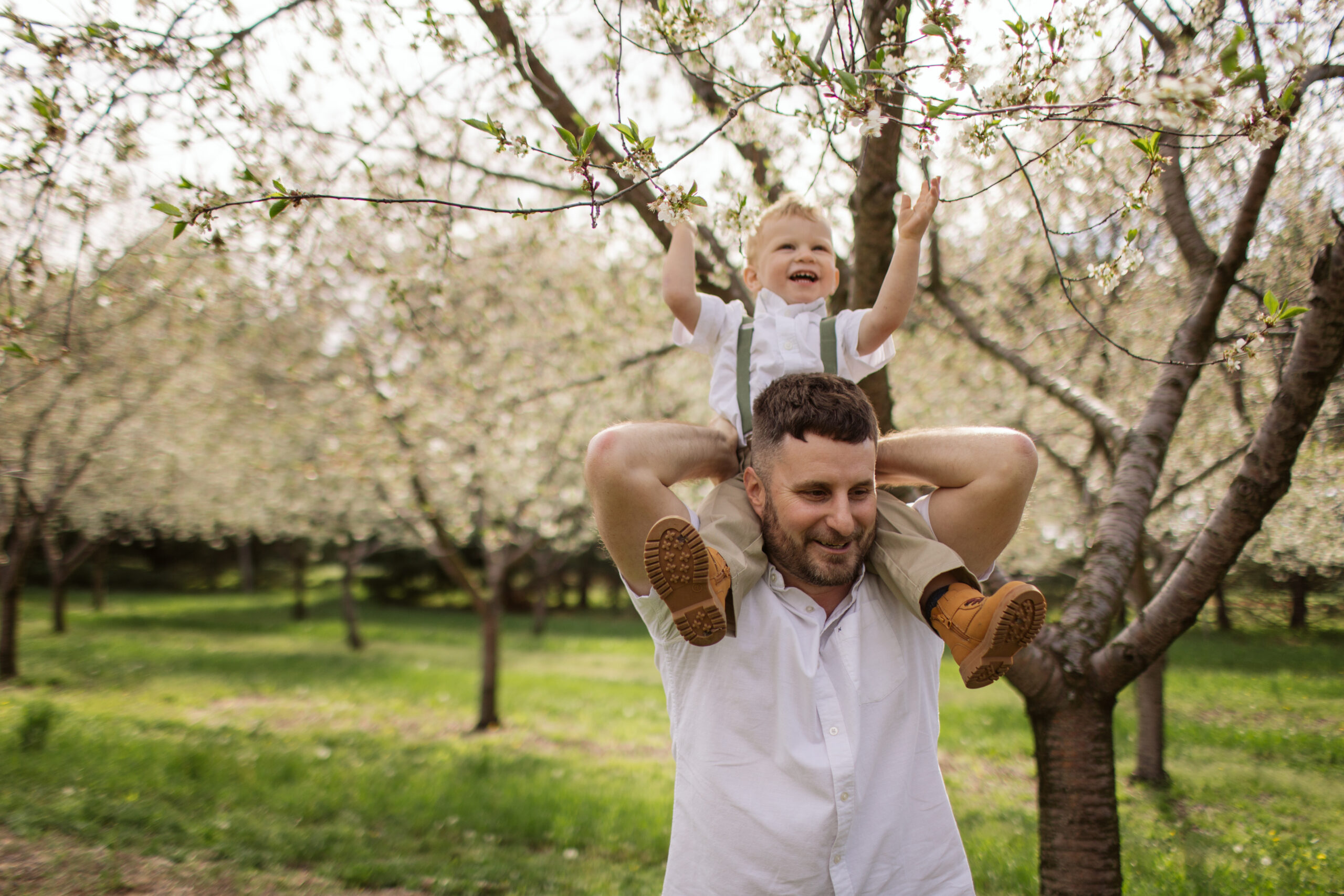 dad and son during empire family photos